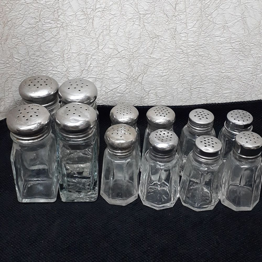 Vintage‎ 12 pc. salt & pepper shakers square diner/Hazel Atlas, 1960's